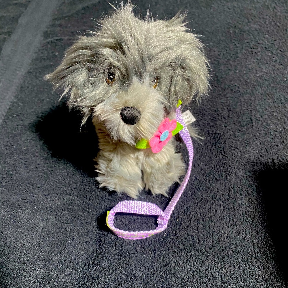 American Girl.Nanea’s Dog, Mele